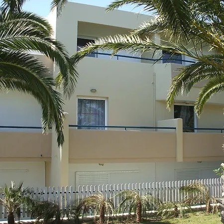 Отель Aslanis Village 3*