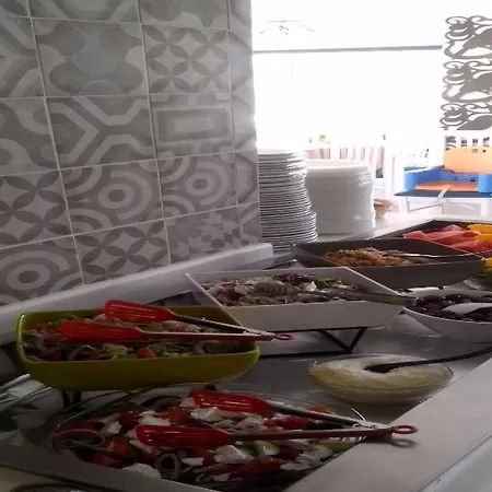 Aslanis Village Hotell