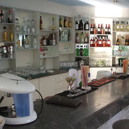 Aslanis Village Apartament *