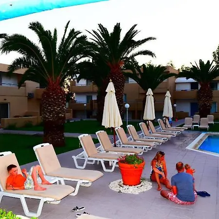 Aslanis Village Hotel 3*