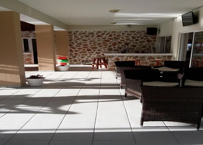 Aslanis Village مارماري