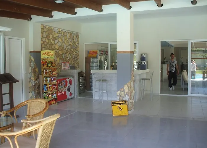 Aslanis Village مارماري