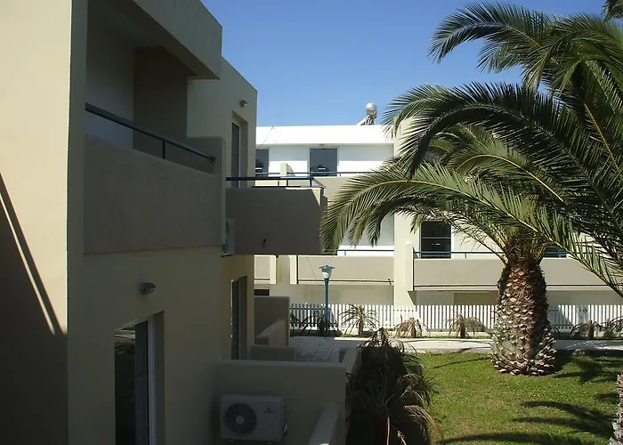 Aslanis Village مارماري